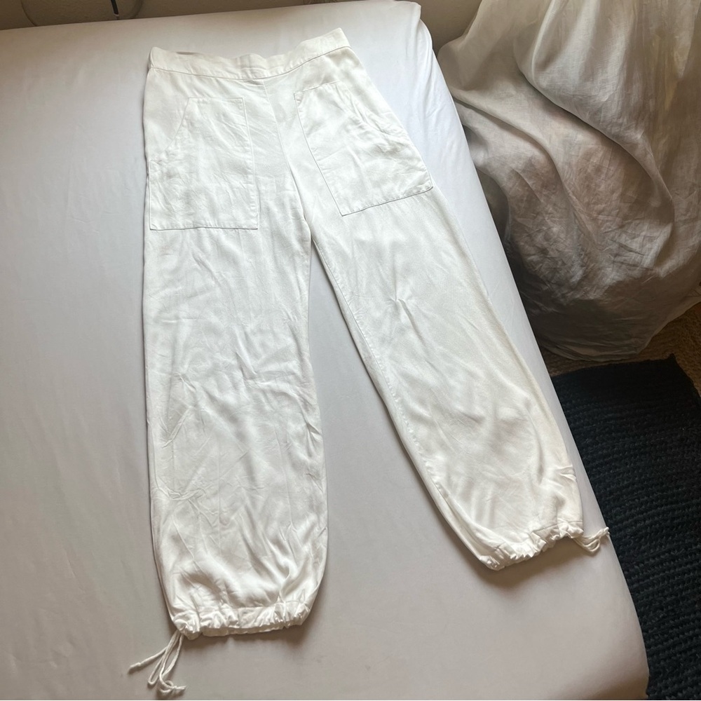 SHAINA MOTE off‎ white/white straight wide leg cropped elastic waist pants